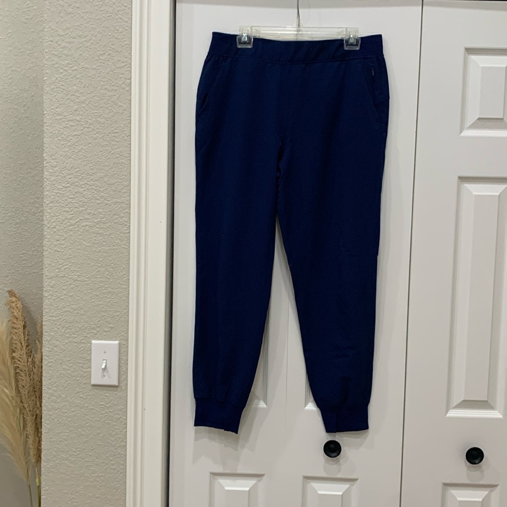 Lululemon pants